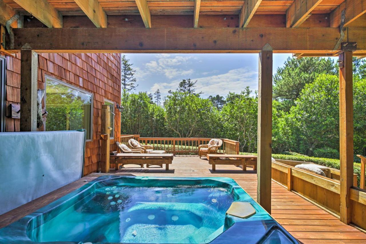 South Beach Home With Hot Tub, Deck - Walk To Ocean! エクステリア 写真